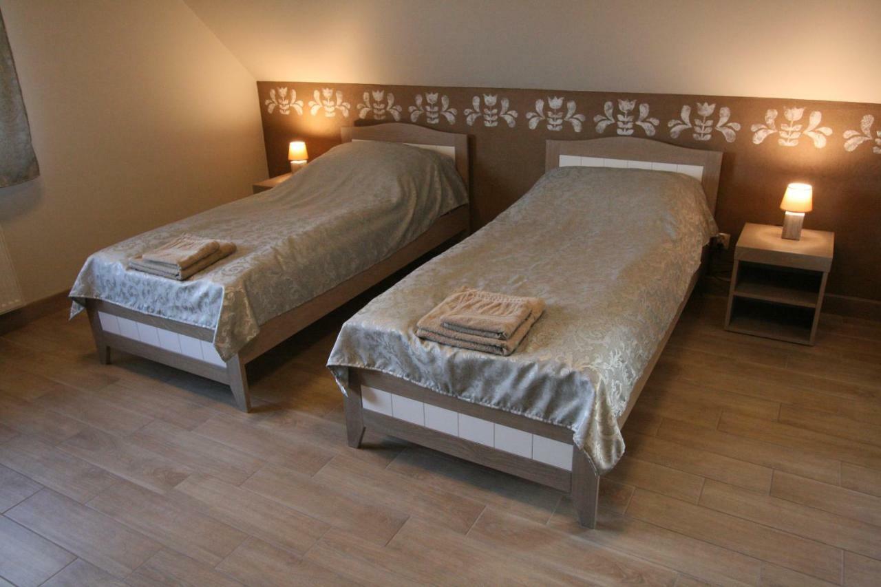 Noclegi Cameleon Słupca Εξωτερικό φωτογραφία